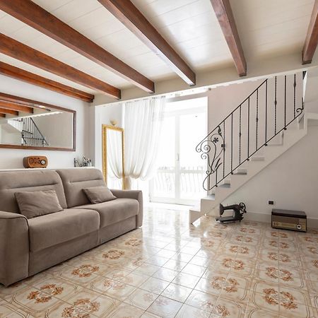 Niloufar Residence Napoli المظهر الخارجي الصورة