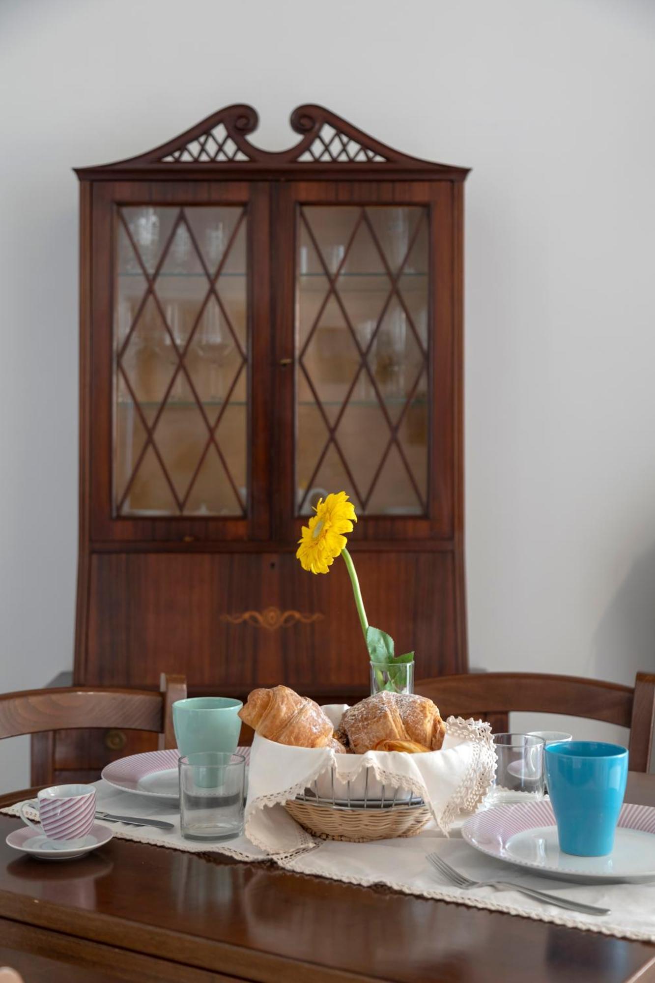 Niloufar Residence Napoli المظهر الخارجي الصورة