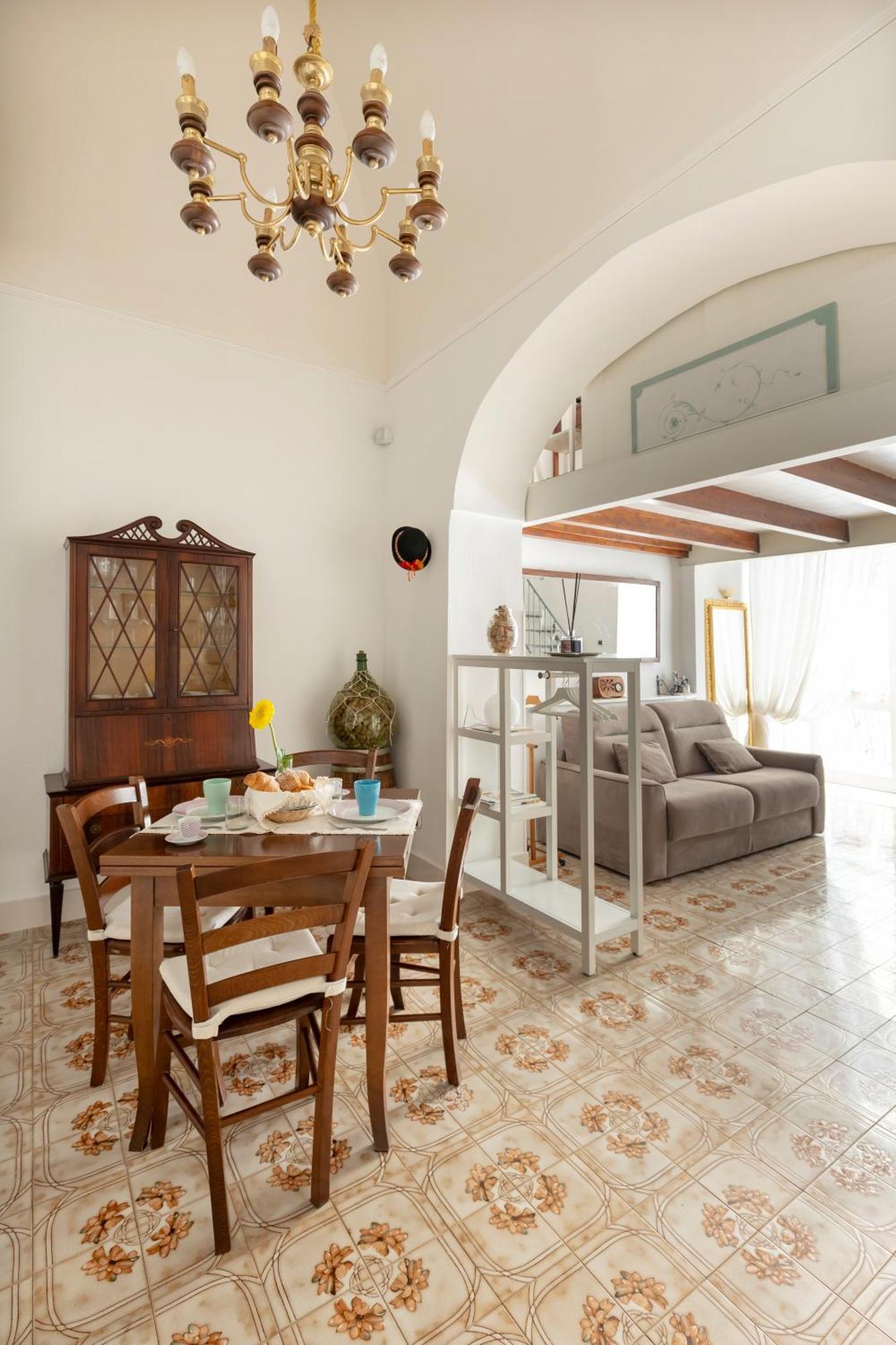 Niloufar Residence Napoli المظهر الخارجي الصورة