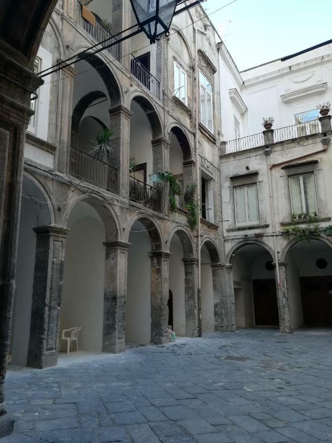 Niloufar Residence Napoli المظهر الخارجي الصورة